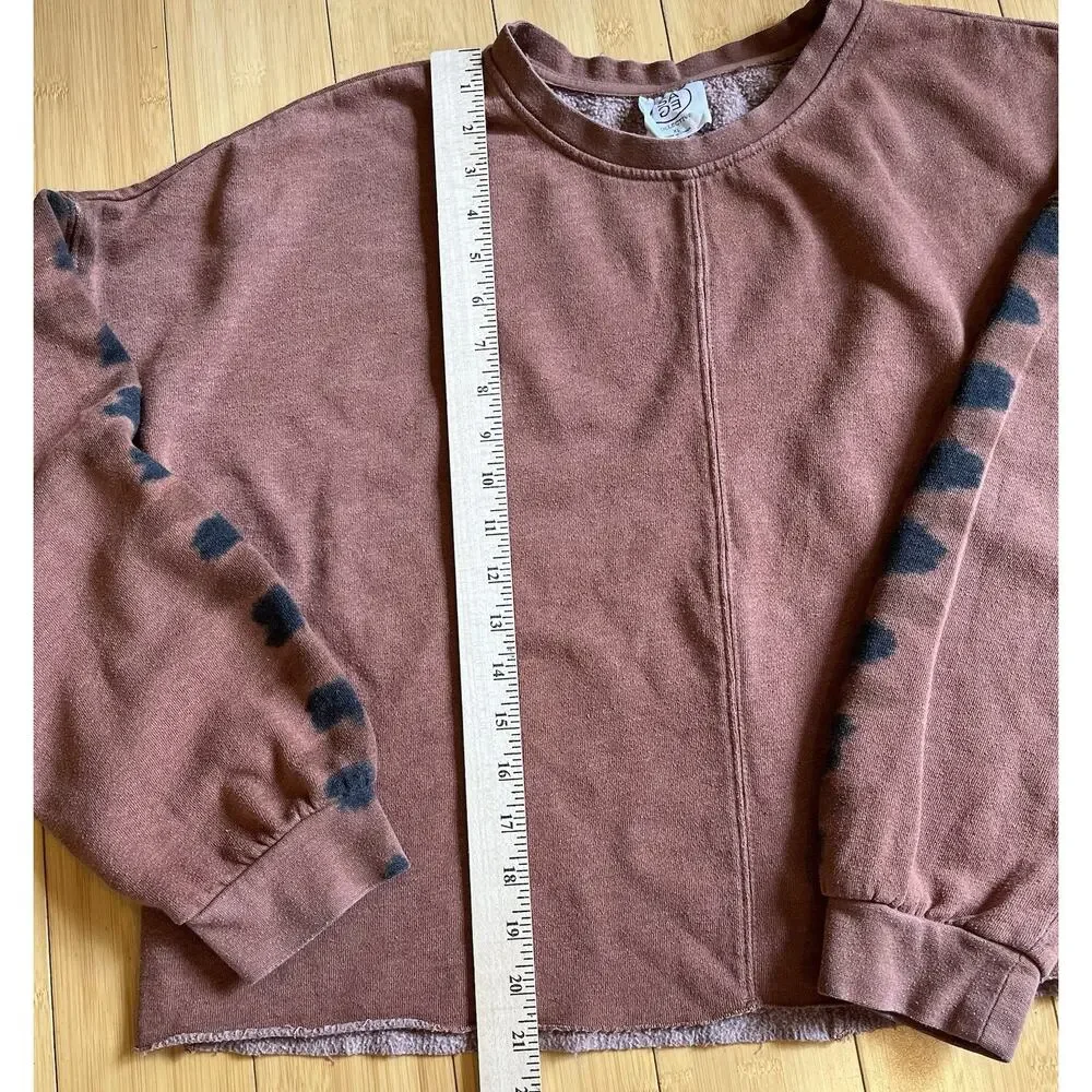 Lot Of 2 Cropped Long Sleeve Sweatshirts Lrg J.O.&Co, XL Sage Collection, Comfy - Picture 2 of 8